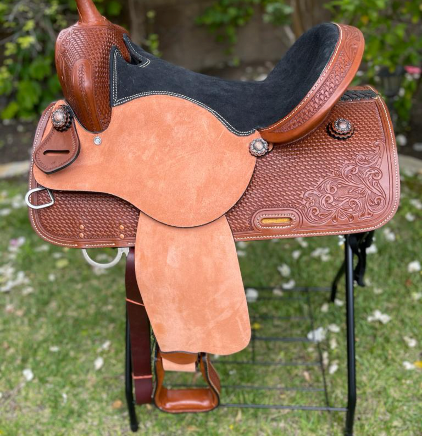 Premium Handcrafted Western Leather Saddle
